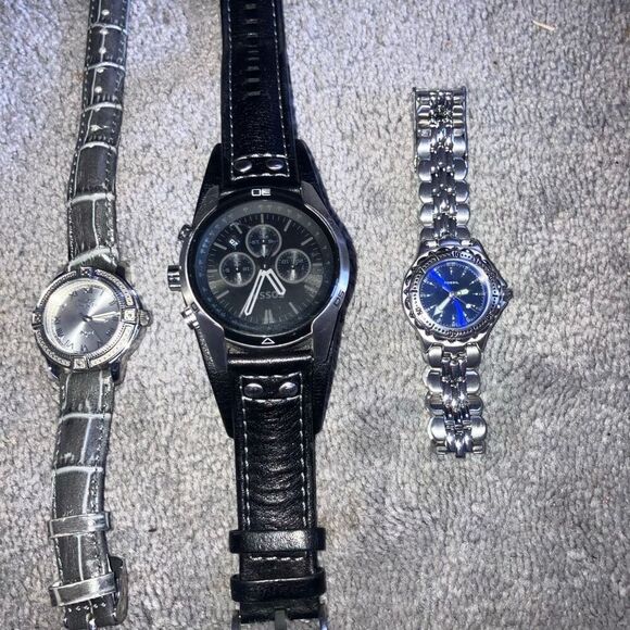 INVICTA & FOSSIL HIGH END WATCH LOT SILVER BLUE GOLD (4) - Picture 2 of 6